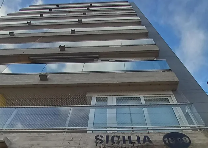 2 Amb Balcon Y Parrilla En Mogotes Frente Al Aca